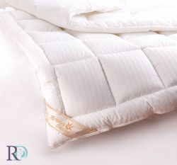 Лятна олекотена завивка, Сатенирано Райе бяло